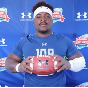 Meet your Posher, Devin